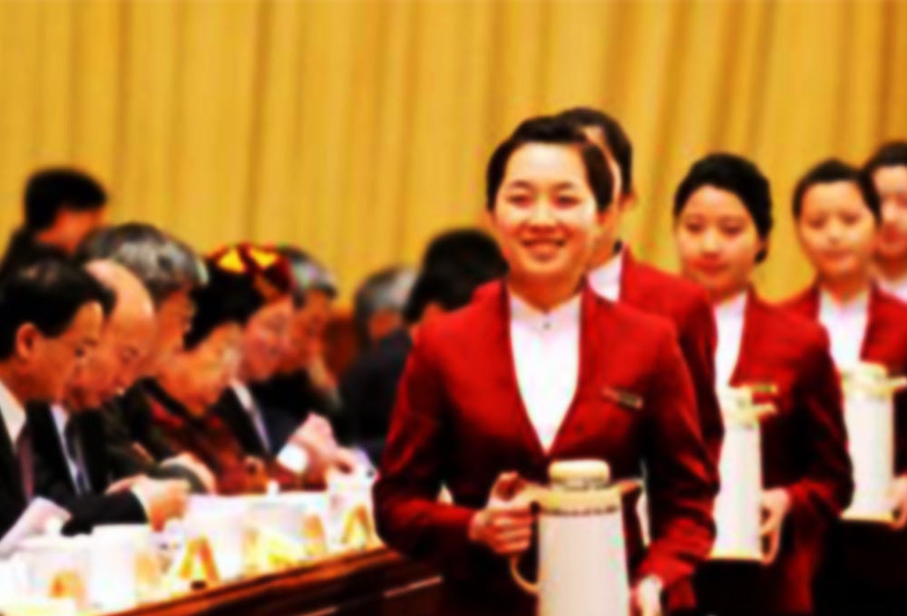 續(xù)水禮儀、表情管理都要到位